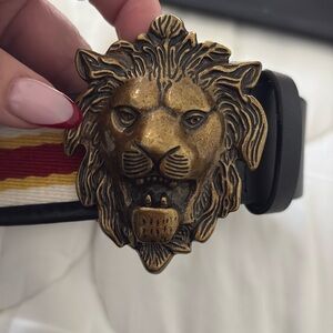 Top shop M/L belt brand new